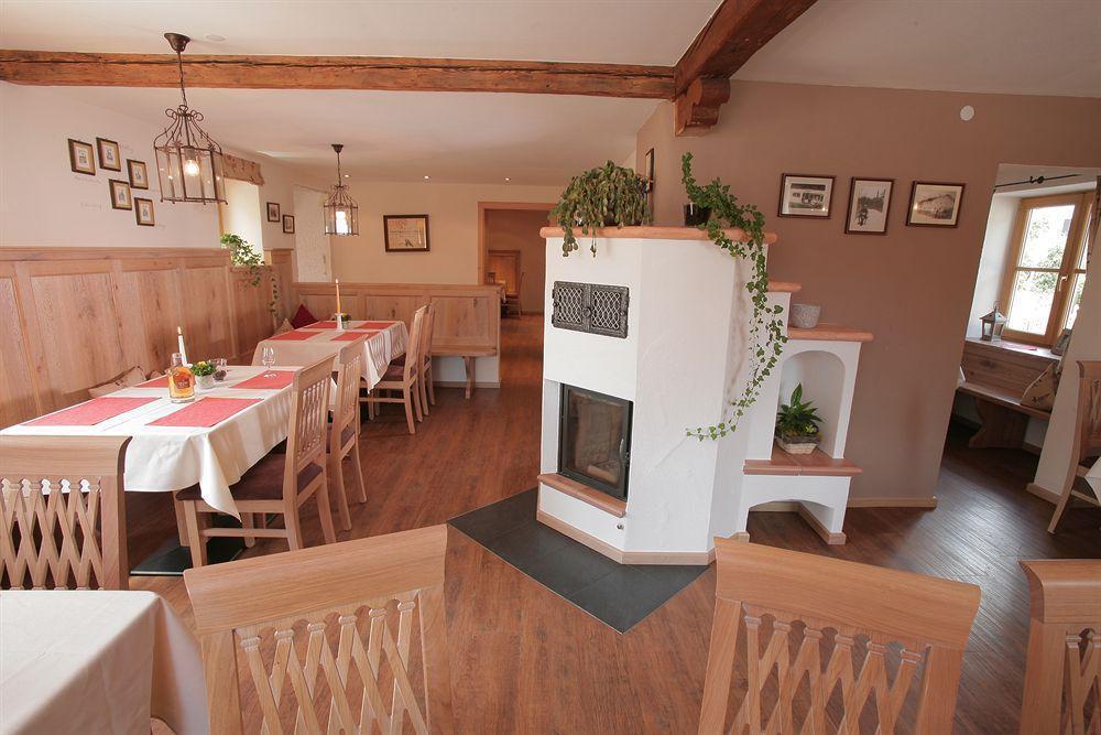 Pension Schweizerhaus Garni ワイアルン エクステリア 写真
