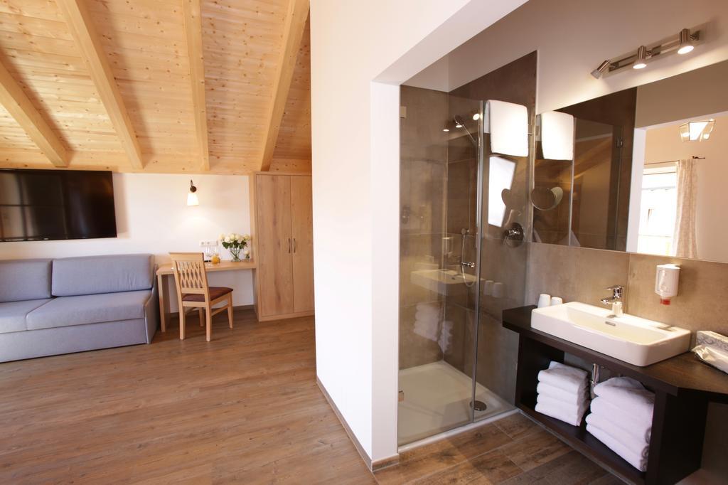 Pension Schweizerhaus Garni ワイアルン エクステリア 写真