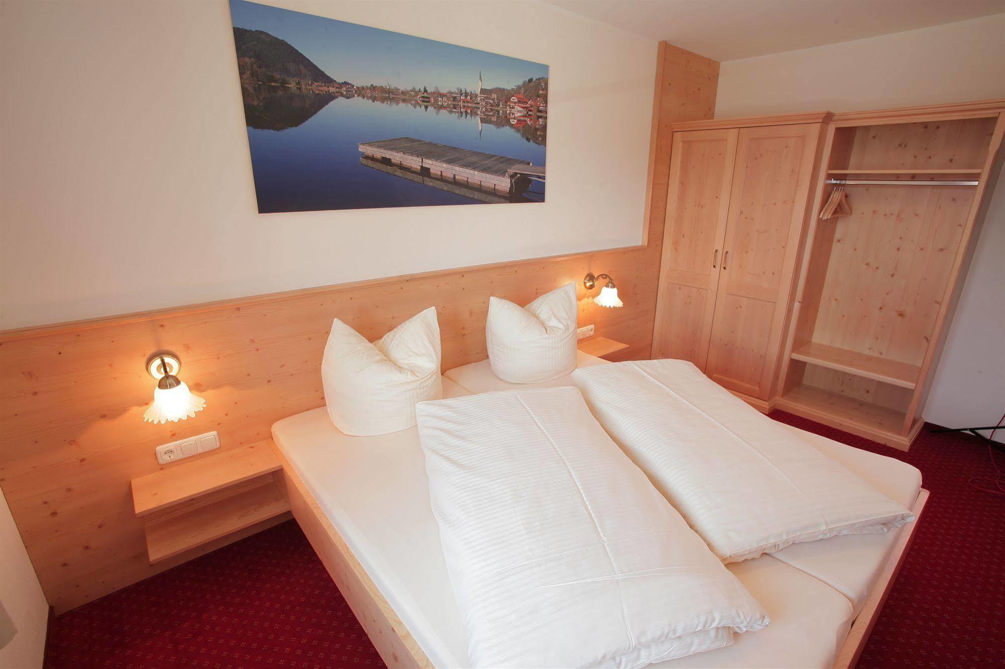 Pension Schweizerhaus Garni ワイアルン エクステリア 写真